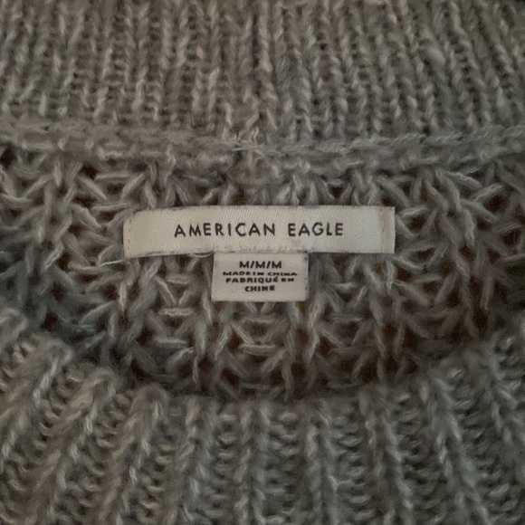 American Eagle Soft Grey Sweater Size Medium - Picture 3 of 4